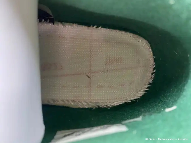 Official Maikesneakers AIR YEAR